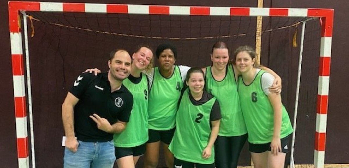Ombrée-d'Anjou handball. Première victoire pour l'équipe masculine et premier match pour les filles