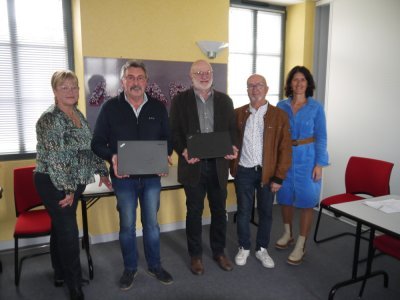 MarieThérèse Cottier, Jean Marc Guion, Rémy Bedouet, Yves Godonat, Séverine Cherruault. - Association