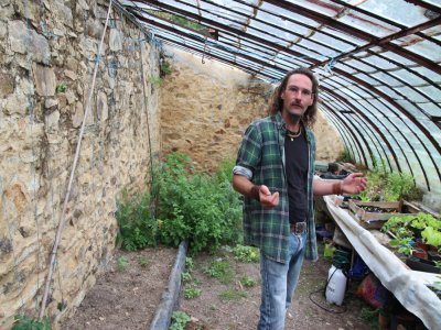 Adrien Goulay, maître jardinier paysagiste du domaine. - Charlie Creteur