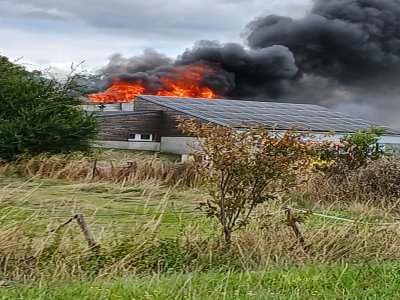 Un incendie a eu lieu, ce mardi 16 juillet 2024, aux Établissements Moreau & associés, à Andigné.