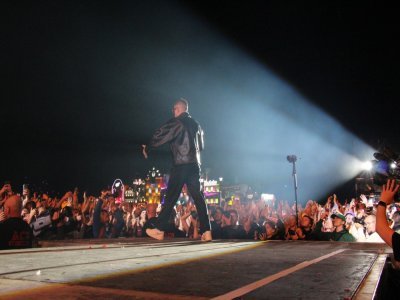 Macklemore a tenu le V and B Fest' en forme avant le feu d'artifice. - Thomas Gourlin