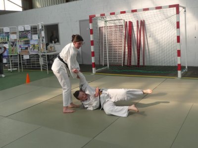 Marie Guémas, ceinture noire de judo, est certifiée taïso santé. - Anne Roger