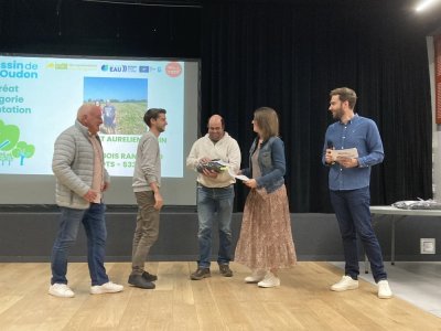 Mélanie et Aurélien Sabin lauréats du prix catégorie implantation - Mickael