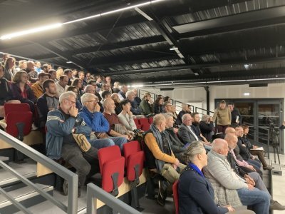 Professionnels et habitants étaient attentifs au débat - Mickael