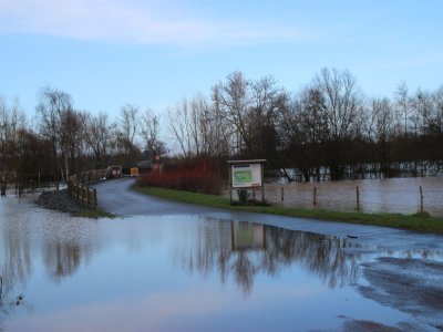 L'accès au camping La Rivière de Nyoiseau depuis le camping a été barré. - Charlie Creteur