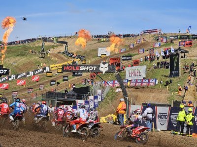 Ernée - MXGP - virage - dimanche 25 mai 2025 - MA Claudot