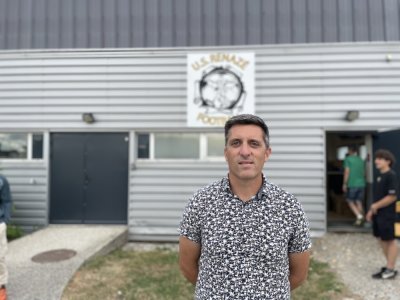 Originaire de Renazé Anthony Brémont ancien arbitre professionnel va entraîner l'équipe senior - Mickael