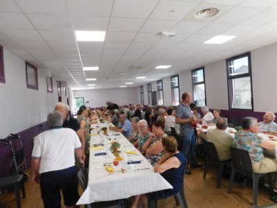 Repas festif à la salle de la ferrière de flée - Gatineau Aline